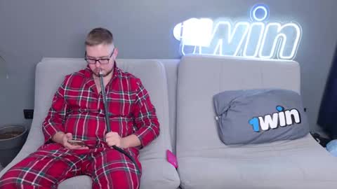 Snapshot of ksenyahot chatting on January 19, 11:34 am WebcamWhore online show from January 19, 11:34 am