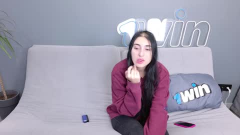 Snapshot of ksenyahot chatting on January 22, 6:52 am WebcamWhore online show from January 22, 6:52 am