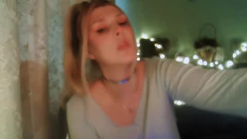 Snapshot of kudesnizza chatting on January 23, 10:54 am Annika MTF ts post -op online show from January 23, 10:54 am