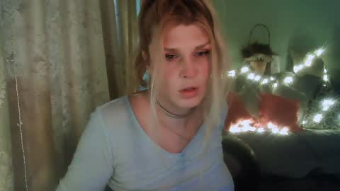 Snapshot of kudesnizza chatting on January 29, 10:58 am Annika MTF ts post -op online show from January 29, 10:58 am