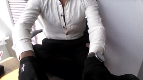 kunal7034 online show from May 2, 4:23 pm
