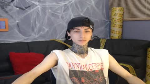 Snapshot of kuregari_xs chatting on October 28, 6:28 am kuregari_xs online show from October 28, 6:28 am