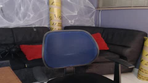 Snapshot of kuregari_xs chatting on November 2, 4:37 am kuregari_xs online show from November 2, 4:37 am