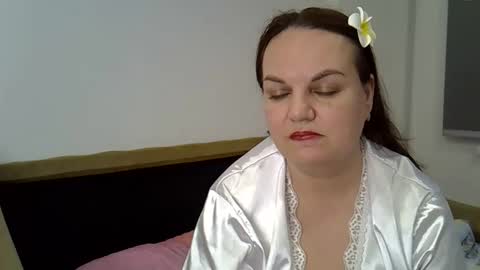kurkuma_ online show from April 29, 5:30 pm