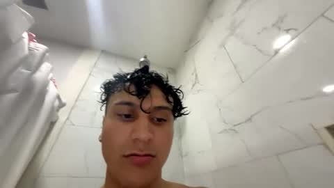 Snapshot of kurlz5stard chatting on October 25, 4:02 pm kurlz5stard online show from October 25, 4:02 pm