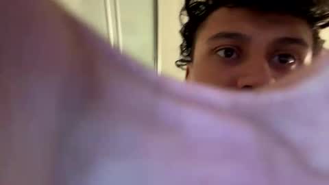 Snapshot of kurlz5stard chatting on December 21, 3:52 pm kurlz5stard online show from December 21, 3:52 pm