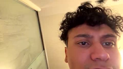 Snapshot of kurlz5stard chatting on January 5, 6:11 pm kurlz5stard online show from January 5, 6:11 pm