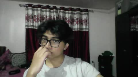 Snapshot of kurosaki_bankai chatting on May 11, 4:04 pm kurosaki_bankai online show from May 11, 4:04 pm