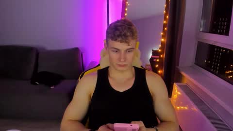 kurt_hanssen online show from October 21, 8:31 pm