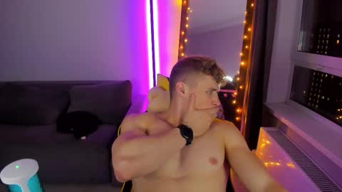 kurt_hanssen online show from October 27, 7:40 pm