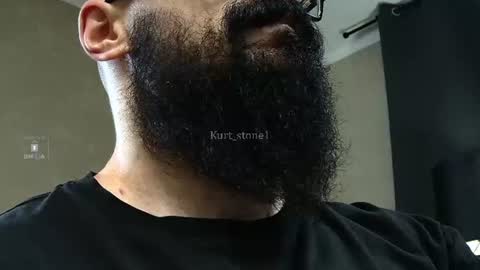 Snapshot of kurt_stone1 chatting on June 11, 10:52 pm kurt_stone1 online show from June 11, 10:52 pm