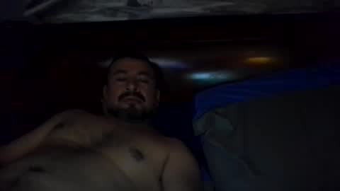 Snapshot of kush40 chatting on January 4, 3:18 am kush40 online show from January 4, 3:18 am