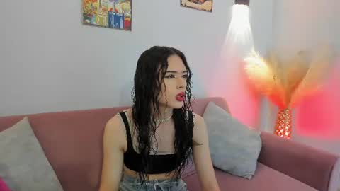Snapshot of kvs_kael chatting on July 5, 3:45 am kvs_kael online show from July 5, 3:45 am