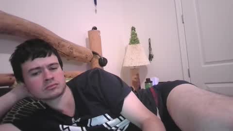 Snapshot of kwahrens22 chatting on December 12, 12:38 am Kenji online show from December 12, 12:38 am