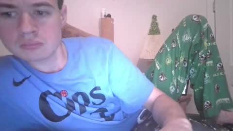 Snapshot of kwahrens22 chatting on January 3, 12:54 am Kenji online show from January 3, 12:54 am