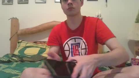 Snapshot of kwahrens22 chatting on November 24, 2:22 am Kenji online show from November 24, 2:22 am