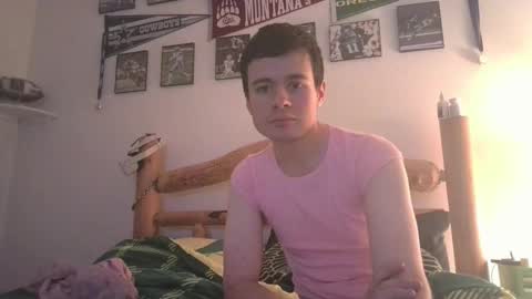 Snapshot of kwahrens22 chatting on January 18, 1:53 am Kenji online show from January 18, 1:53 am