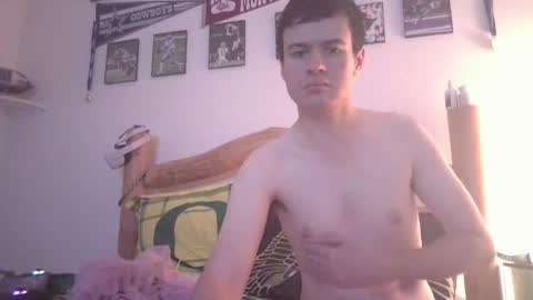 Snapshot of kwahrens22 chatting on January 19, 1:53 am Kenji online show from January 19, 1:53 am