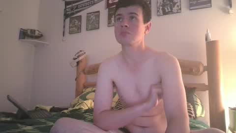 Snapshot of kwahrens22 chatting on February 26, 3:05 am Kenji online show from February 26, 3:05 am