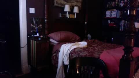 Snapshot of kyhgihntight chatting on November 2, 10:39 am Nick Nude Celt KYHighNTight online show from November 2, 10:39 am