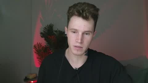 Kyle online show from December 8, 6:50 pm