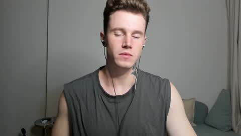 Kyle online show from December 21, 7:27 pm