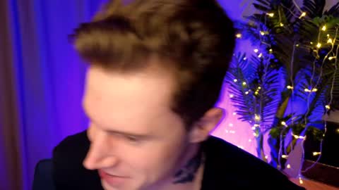 Kyle online show from December 31, 9:39 pm