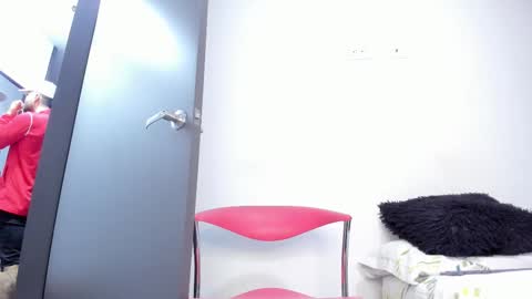 Kyle collinz online show from September 17, 5:20 am