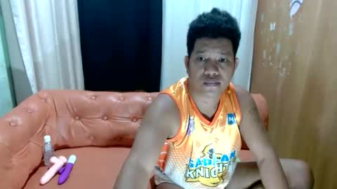 kyle_lacuste online show from November 19, 4:40 pm
