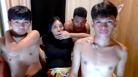 kyle_lacuste online show from November 25, 1:44 pm