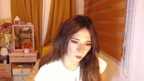 Snapshot of kylene17 chatting on May 21, 9:16 am babyKylene online show from May 21, 9:16 am