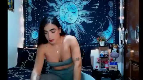 Snapshot of kylie_capricorn chatting on June 27, 10:15 pm kylie online show from June 27, 10:15 pm