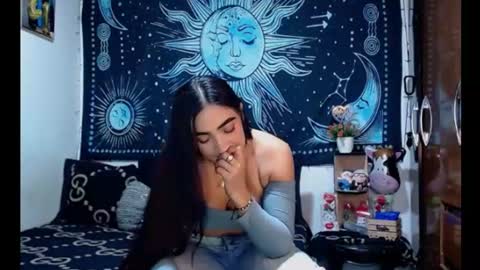 Snapshot of kylie_capricorn chatting on June 30, 8:10 pm kylie online show from June 30, 8:10 pm