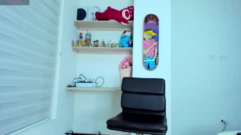 Snapshot of kylie_ex18 chatting on September 11, 11:49 pm Kylie online show from September 11, 11:49 pm