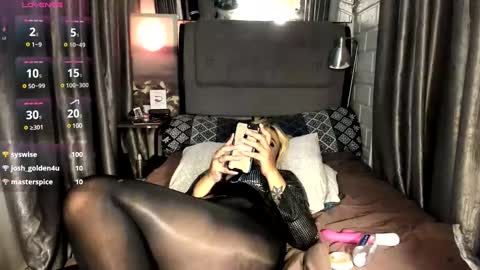 kylie online show from January 16, 8:33 am