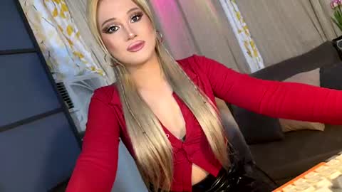 kylie online show from July 1, 9:22 am