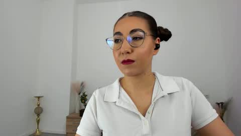 Snapshot of kylie_kathy chatting on September 23, 6:11 pm Kylie online show from September 23, 6:11 pm