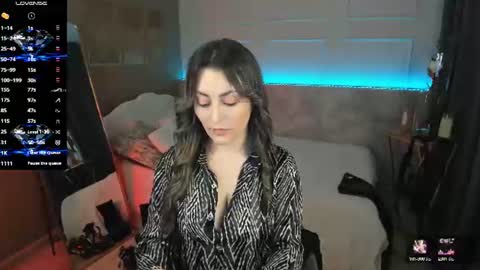 Kylie online show from June 28, 1:17 pm