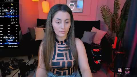 Kylie online show from June 29, 1:33 pm