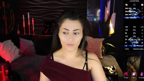 Kylie online show from July 3, 1:39 pm