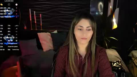 Kylie online show from July 24, 1:31 pm