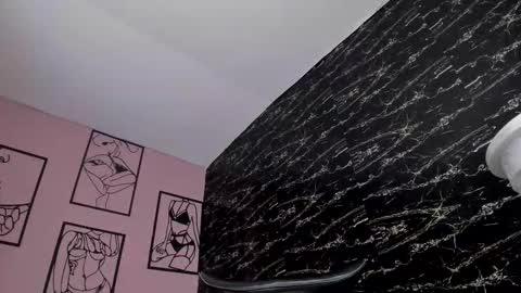 kylie_winx online show from October 12, 1:10 pm