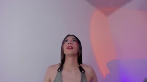 kylie_winx online show from May 28, 2:47 pm