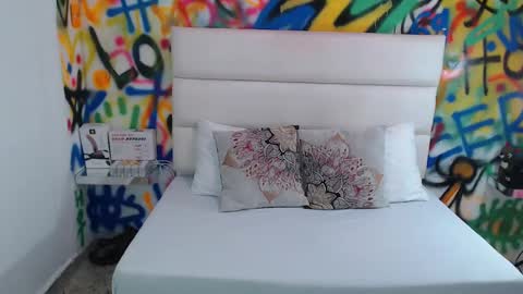 Melissa online show from February 17, 1:53 pm