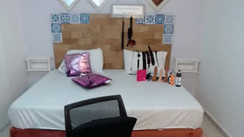 Melissa online show from November 20, 9:53 am