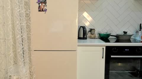 Snapshot of kylieblond chatting on January 14, 10:34 pm Din online show from January 14, 10:34 pm