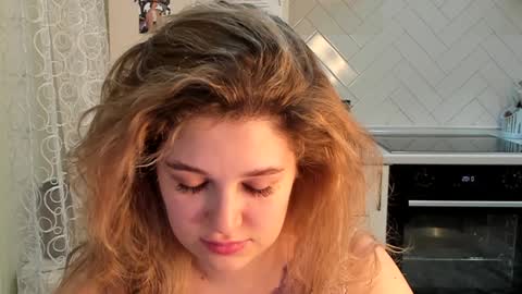 Snapshot of kylieblond chatting on January 22, 10:05 pm Din online show from January 22, 10:05 pm