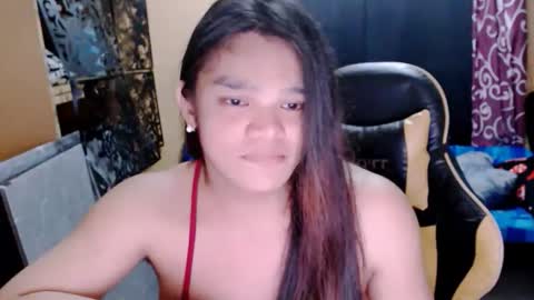 Snapshot of kylieebarbie97 chatting on November 10, 10:25 am SC pchix2022 online show from November 10, 10:25 am
