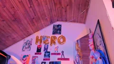 Snapshot of kyliekandy chatting on March 21, 12:37 am online show from March 21, 12:37 am