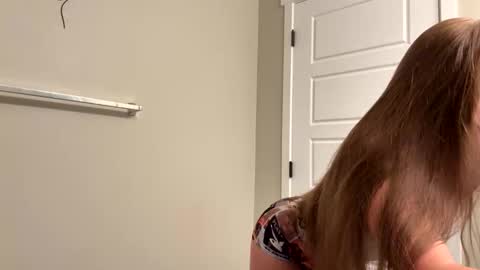 Kylie online show from September 28, 2:28 am